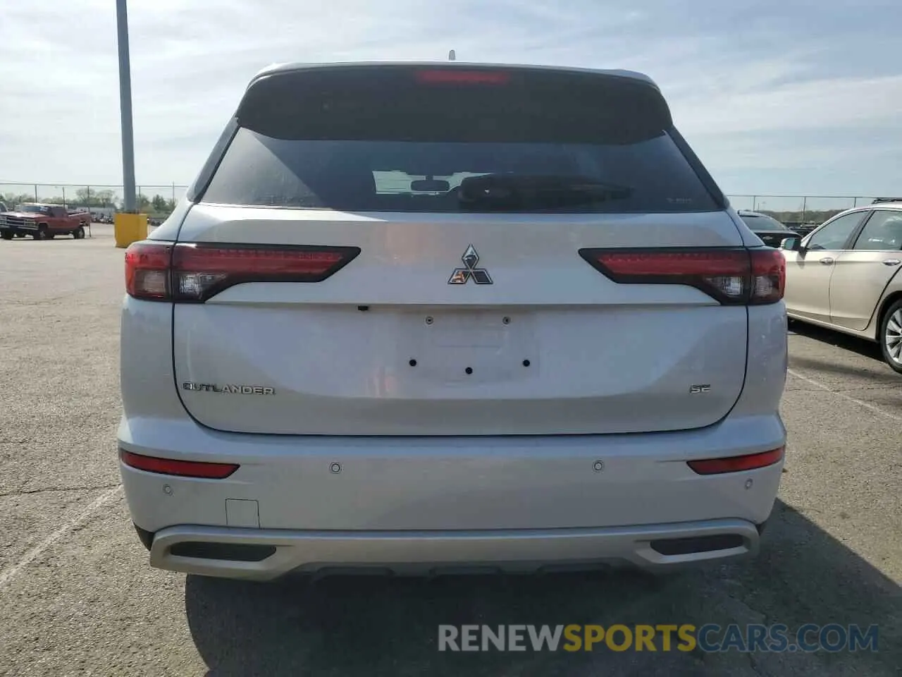 6 Фотография поврежденного автомобиля JA4J4UA86NZ068613 MITSUBISHI OUTLANDER 2022