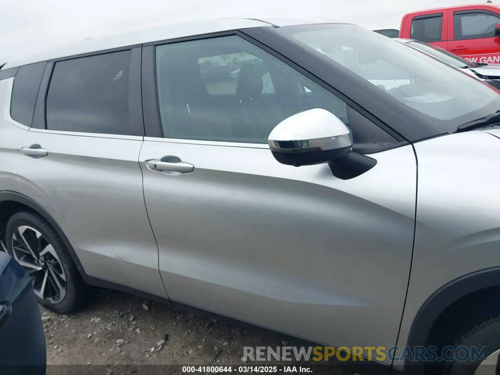 14 Photograph of a damaged car JA4J4UA89NZ068444 MITSUBISHI OUTLANDER 2022