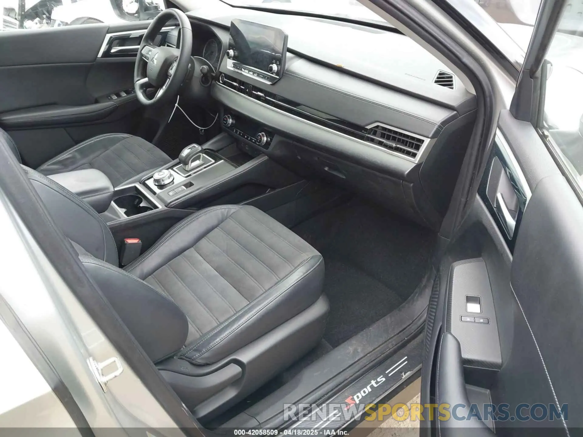 5 Фотография поврежденного автомобиля JA4J4UA8XNZ021780 MITSUBISHI OUTLANDER 2022