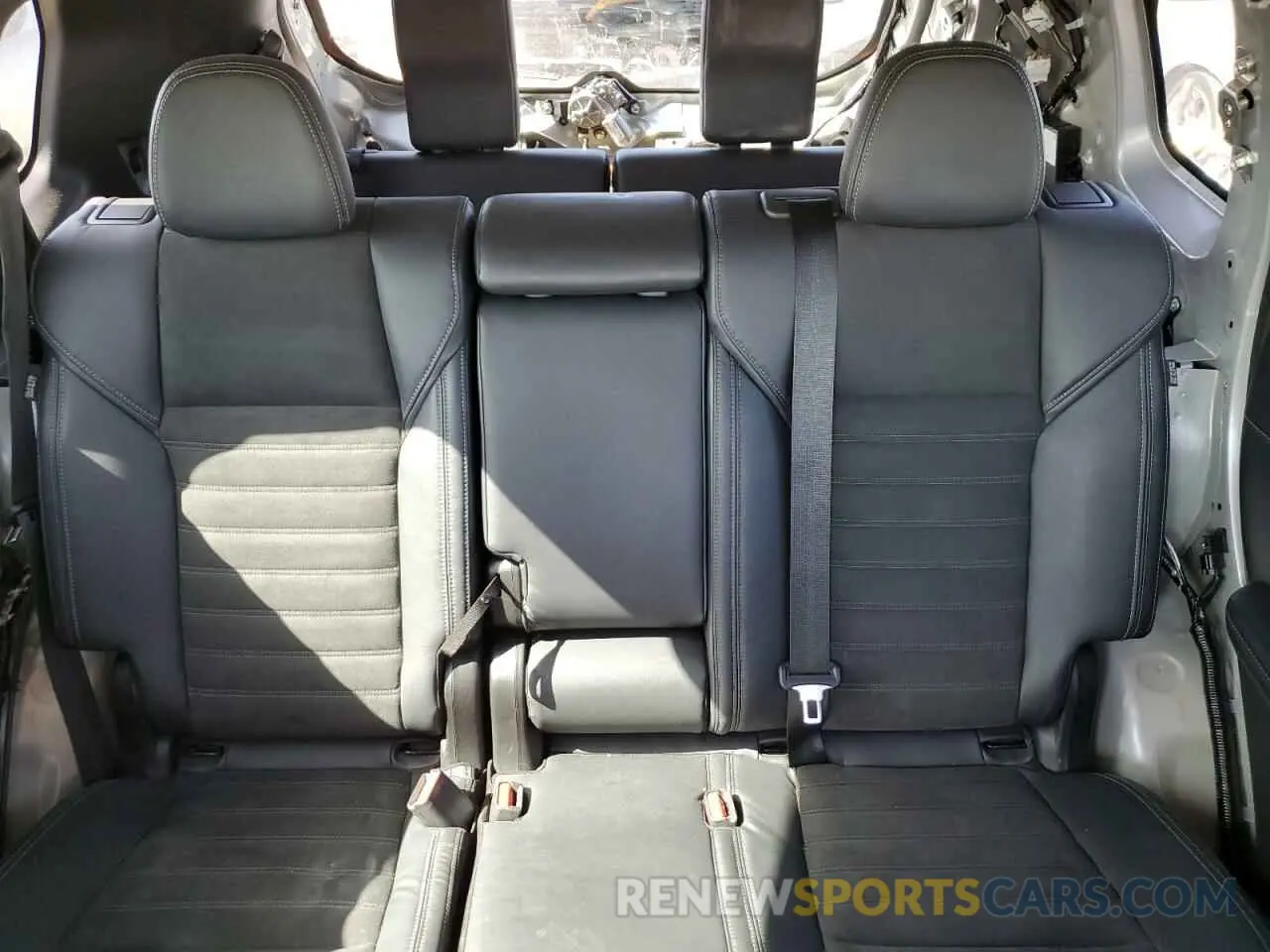 10 Фотография поврежденного автомобиля JA4J4UA8XNZ044119 MITSUBISHI OUTLANDER 2022