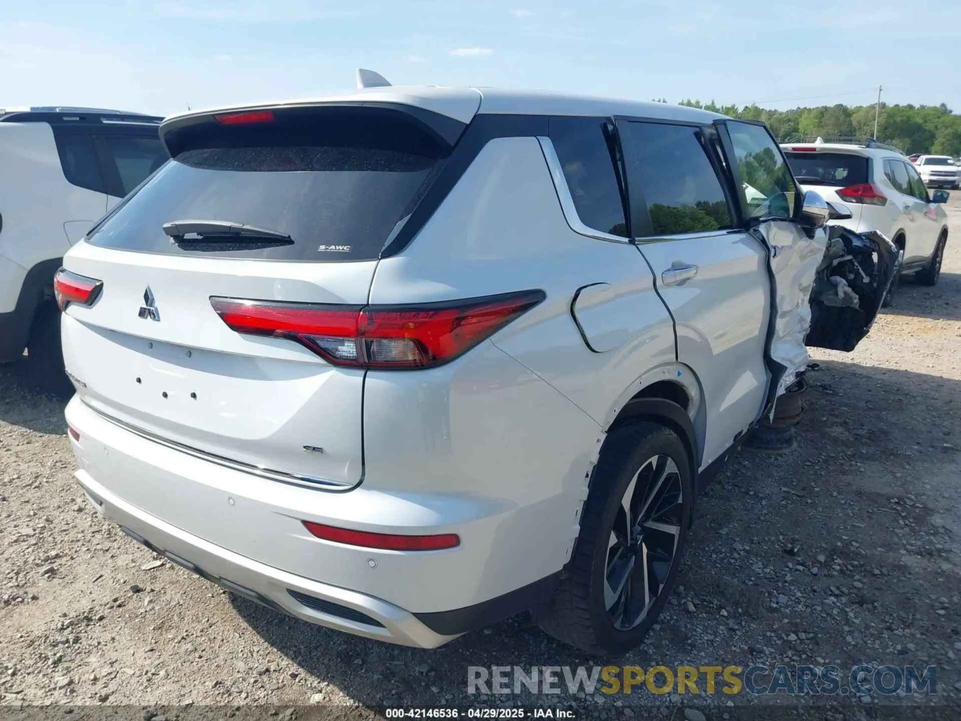 4 Фотография поврежденного автомобиля JA4J4UA8XNZ064869 MITSUBISHI OUTLANDER 2022