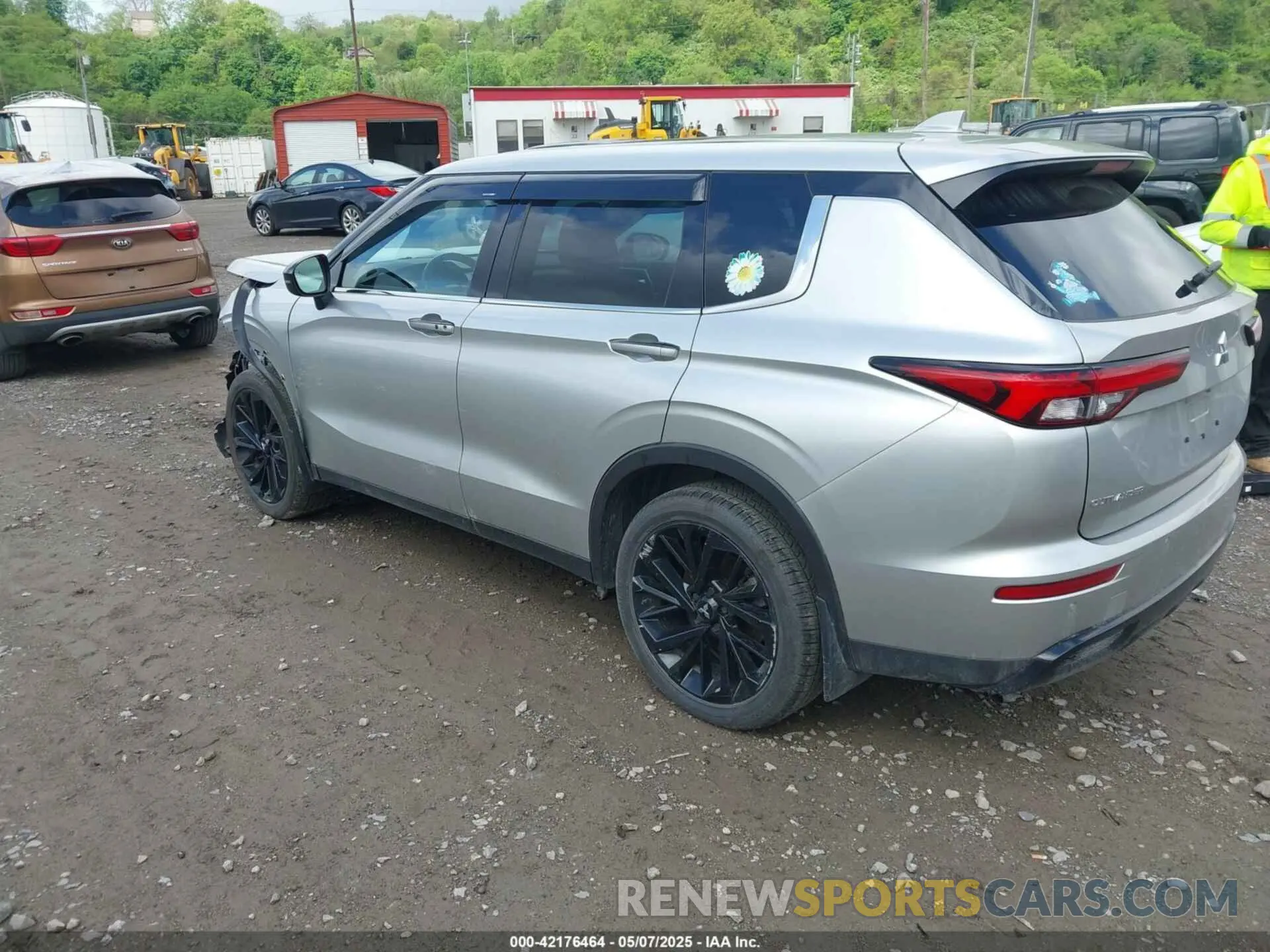 3 Фотография поврежденного автомобиля JA4J4UA8XNZ078108 MITSUBISHI OUTLANDER 2022