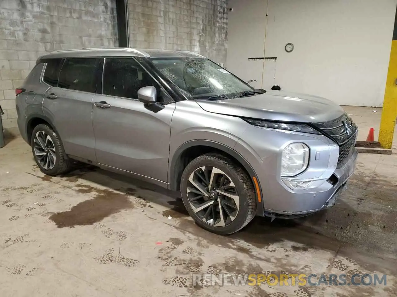 4 Фотография поврежденного автомобиля JA4J4VA80NZ008333 MITSUBISHI OUTLANDER 2022