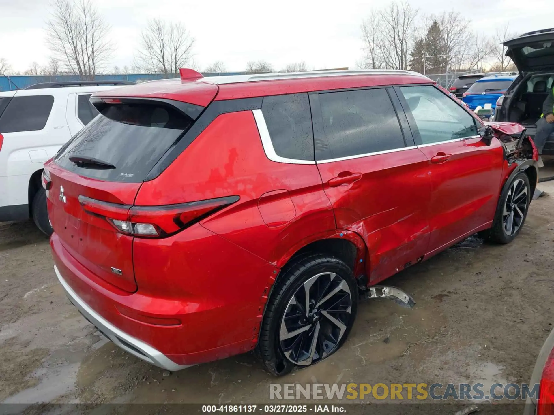 4 Фотография поврежденного автомобиля JA4J4VA82NZ060739 MITSUBISHI OUTLANDER 2022