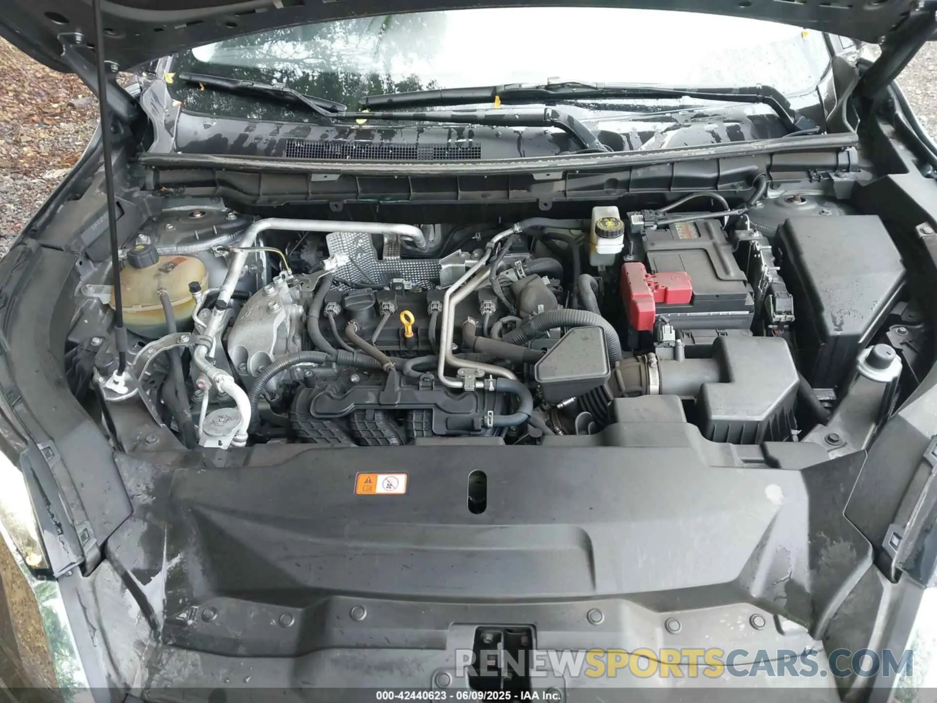 10 Photograph of a damaged car JA4J4VA84NZ061469 MITSUBISHI OUTLANDER 2022