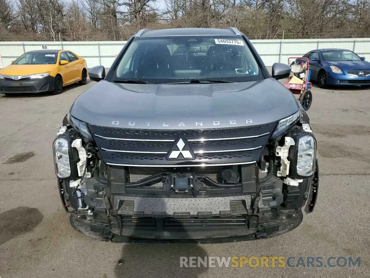 5 Photograph of a damaged car JA4J4VA85NZ073758 MITSUBISHI OUTLANDER 2022