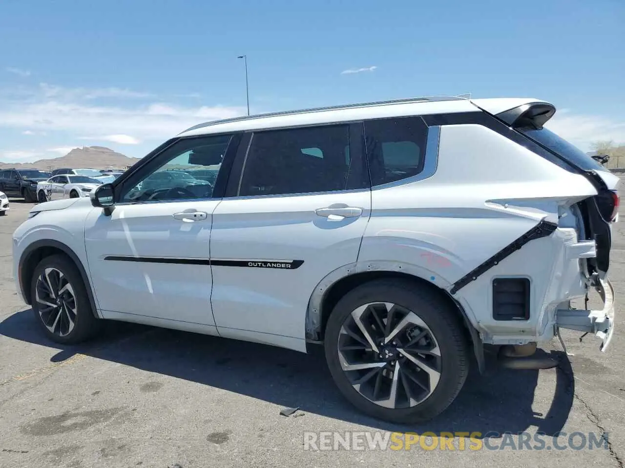 2 Photograph of a damaged car JA4J4VA85NZ611066 MITSUBISHI OUTLANDER 2022