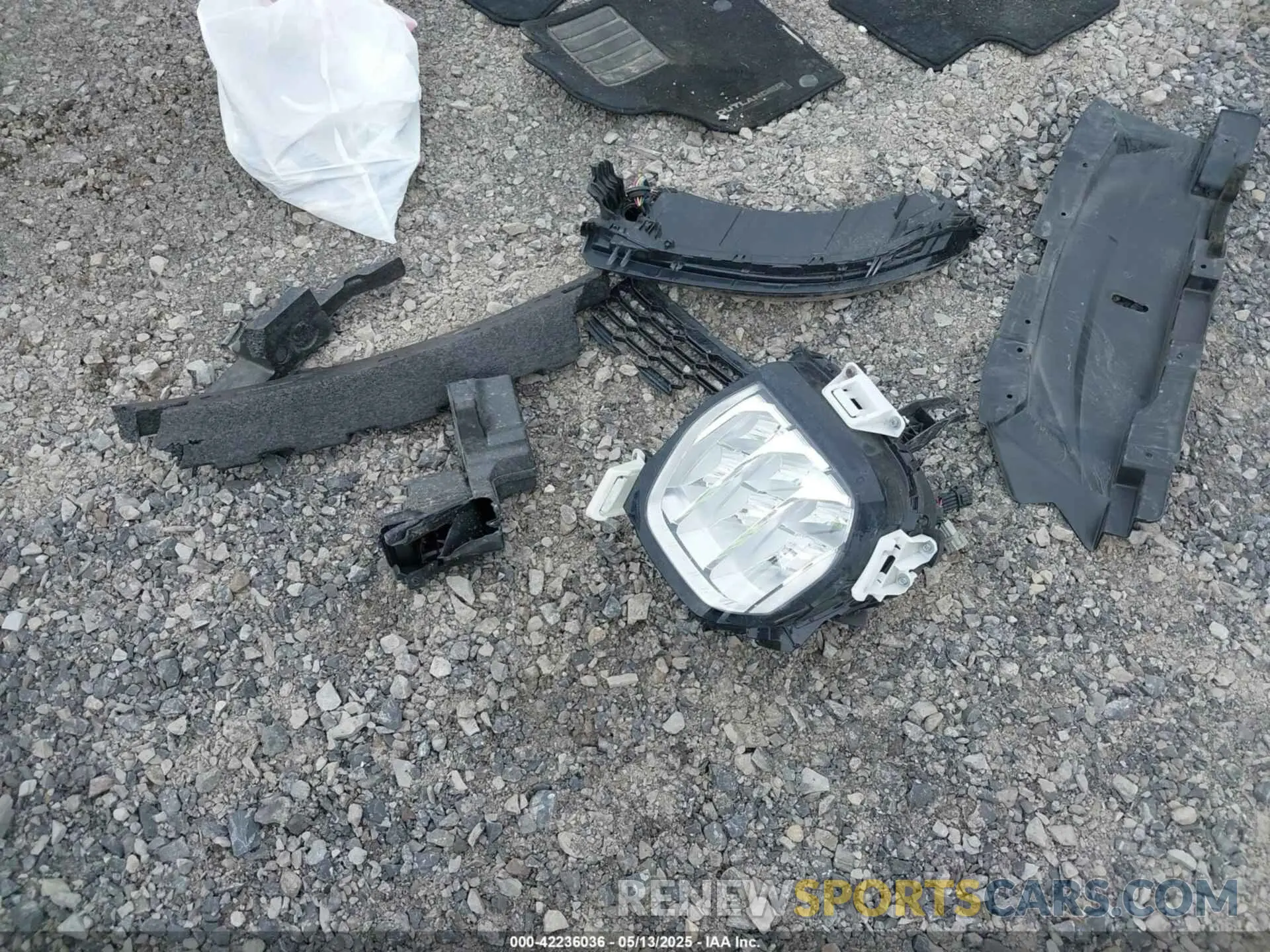 12 Photograph of a damaged car JA4J4VA88NZ015658 MITSUBISHI OUTLANDER 2022