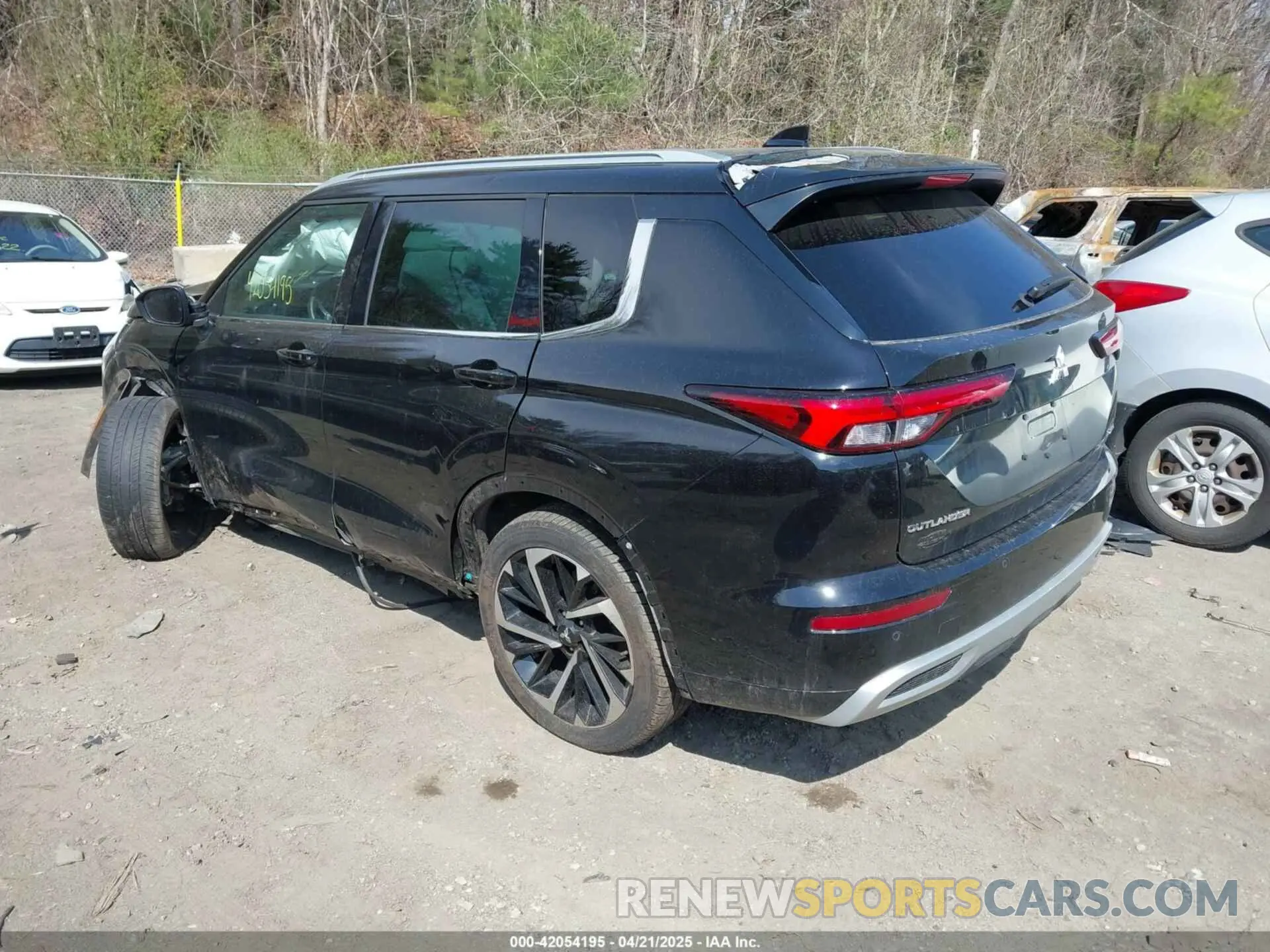 3 Фотография поврежденного автомобиля JA4J4VA88NZ085371 MITSUBISHI OUTLANDER 2022