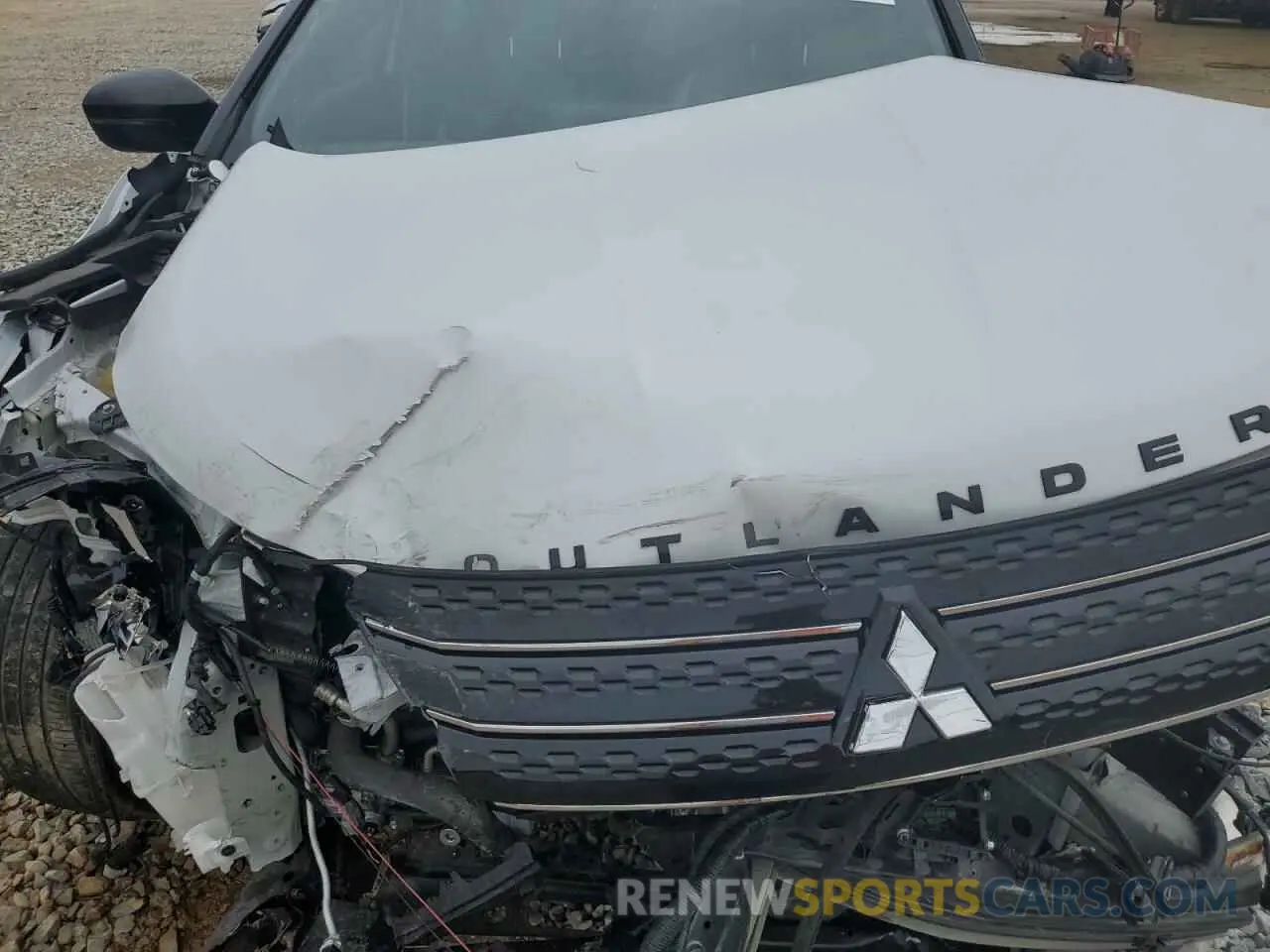 12 Photograph of a damaged car JA4J4VA8XNZ016097 MITSUBISHI OUTLANDER 2022