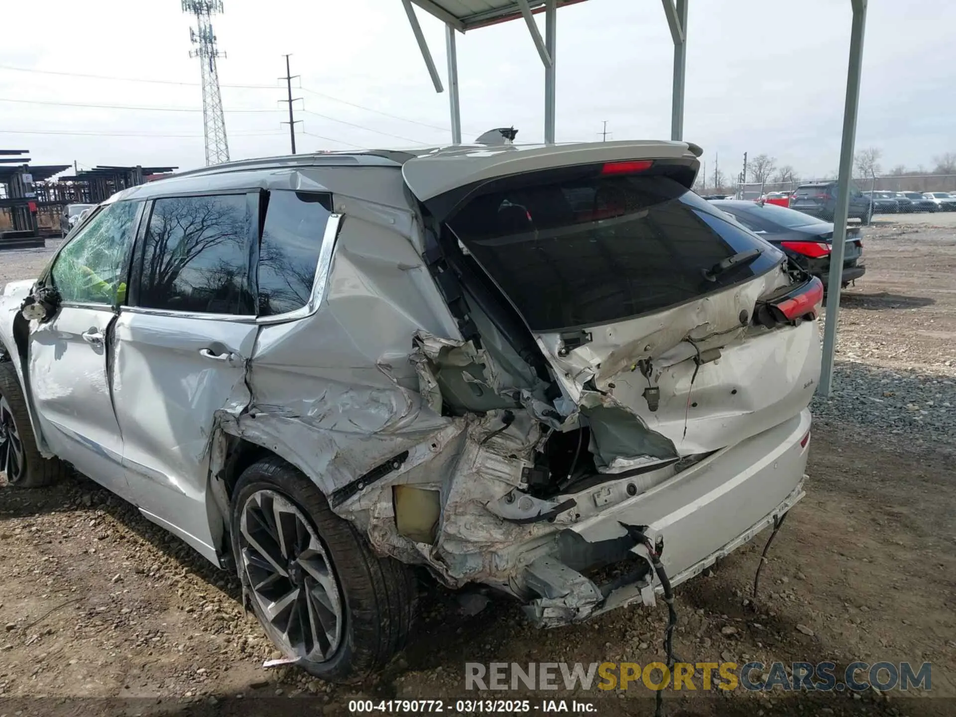 14 Photograph of a damaged car JA4J4VA8XNZ040223 MITSUBISHI OUTLANDER 2022