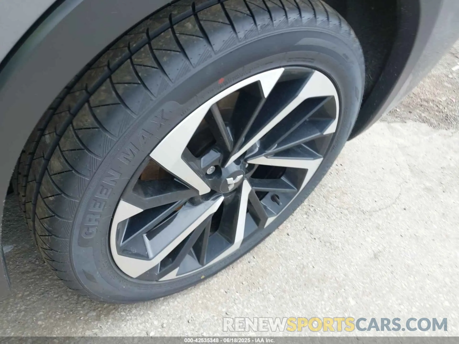 12 Фотография поврежденного автомобиля JA4J4VA8XNZ084643 MITSUBISHI OUTLANDER 2022
