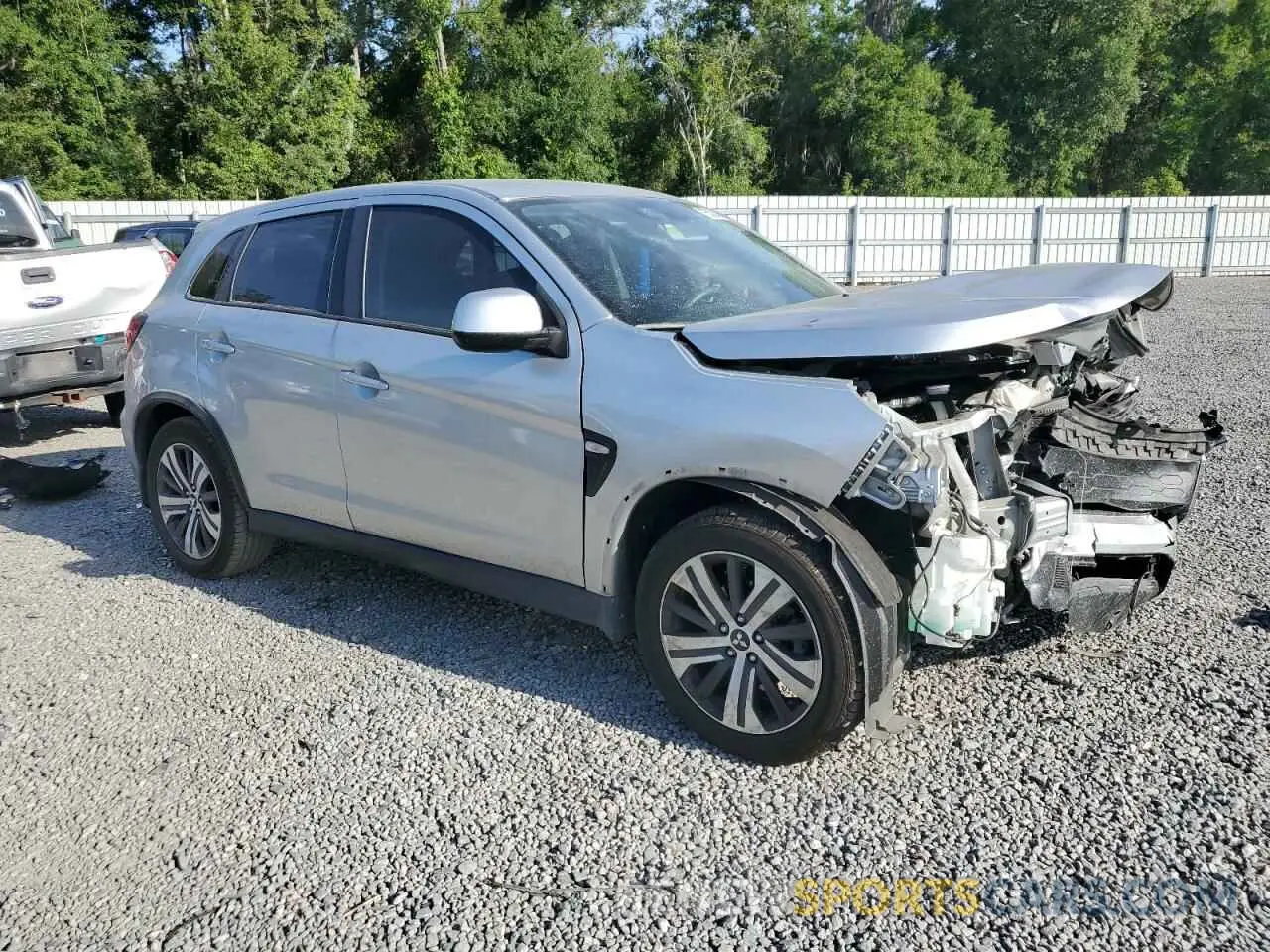4 Photograph of a damaged car JA4ARUAU2PU007788 MITSUBISHI OUTLANDER 2023