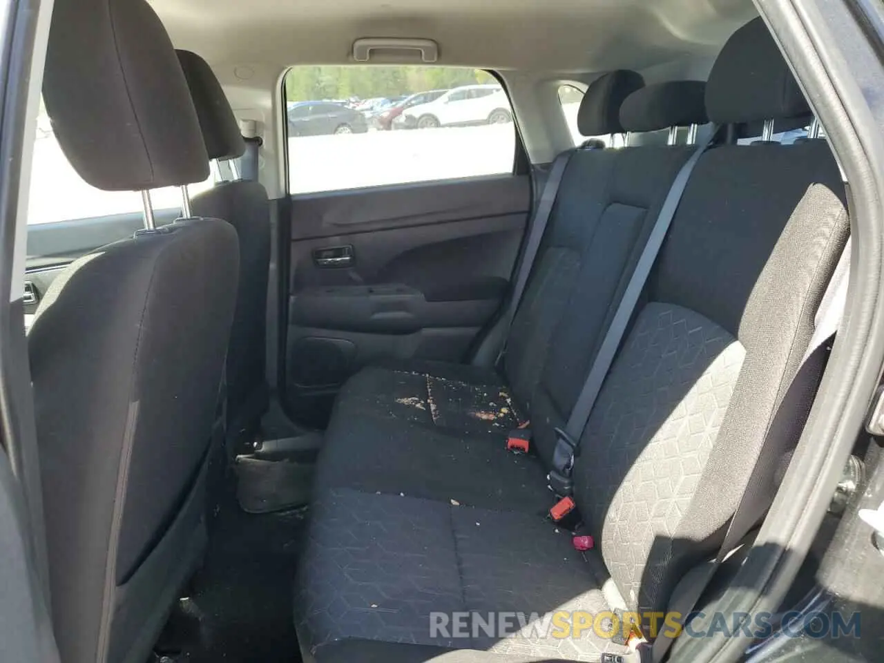 11 Photograph of a damaged car JA4ARUAU5PU008269 MITSUBISHI OUTLANDER 2023