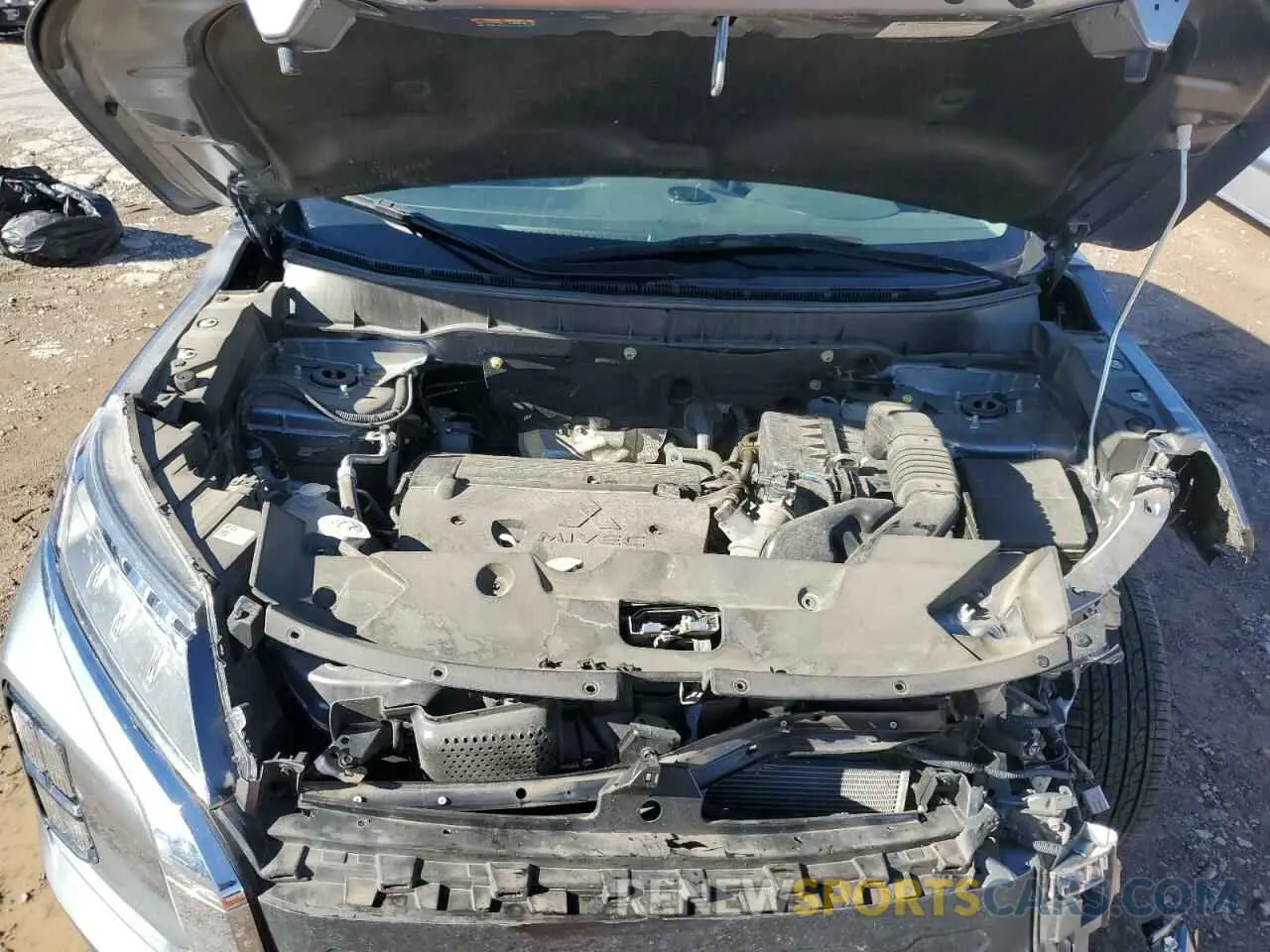 13 Фотография поврежденного автомобиля JA4ARUAU6PU002397 MITSUBISHI OUTLANDER 2023