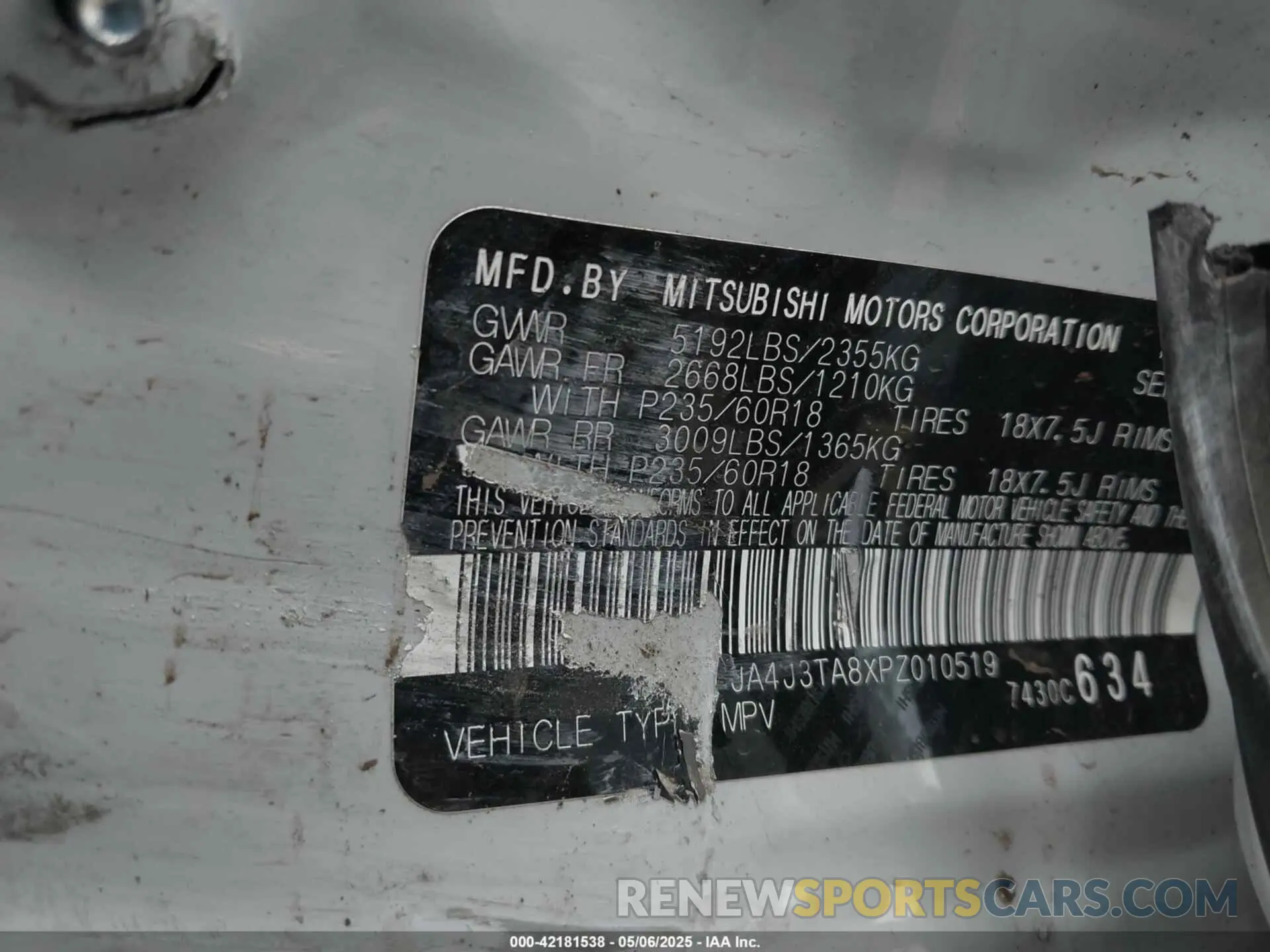9 Фотография поврежденного автомобиля JA4J3TA8XPZ010519 MITSUBISHI OUTLANDER 2023