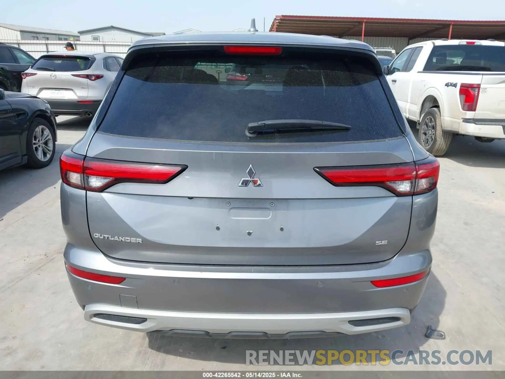 16 Photograph of a damaged car JA4J3UA81PZ051319 MITSUBISHI OUTLANDER 2023