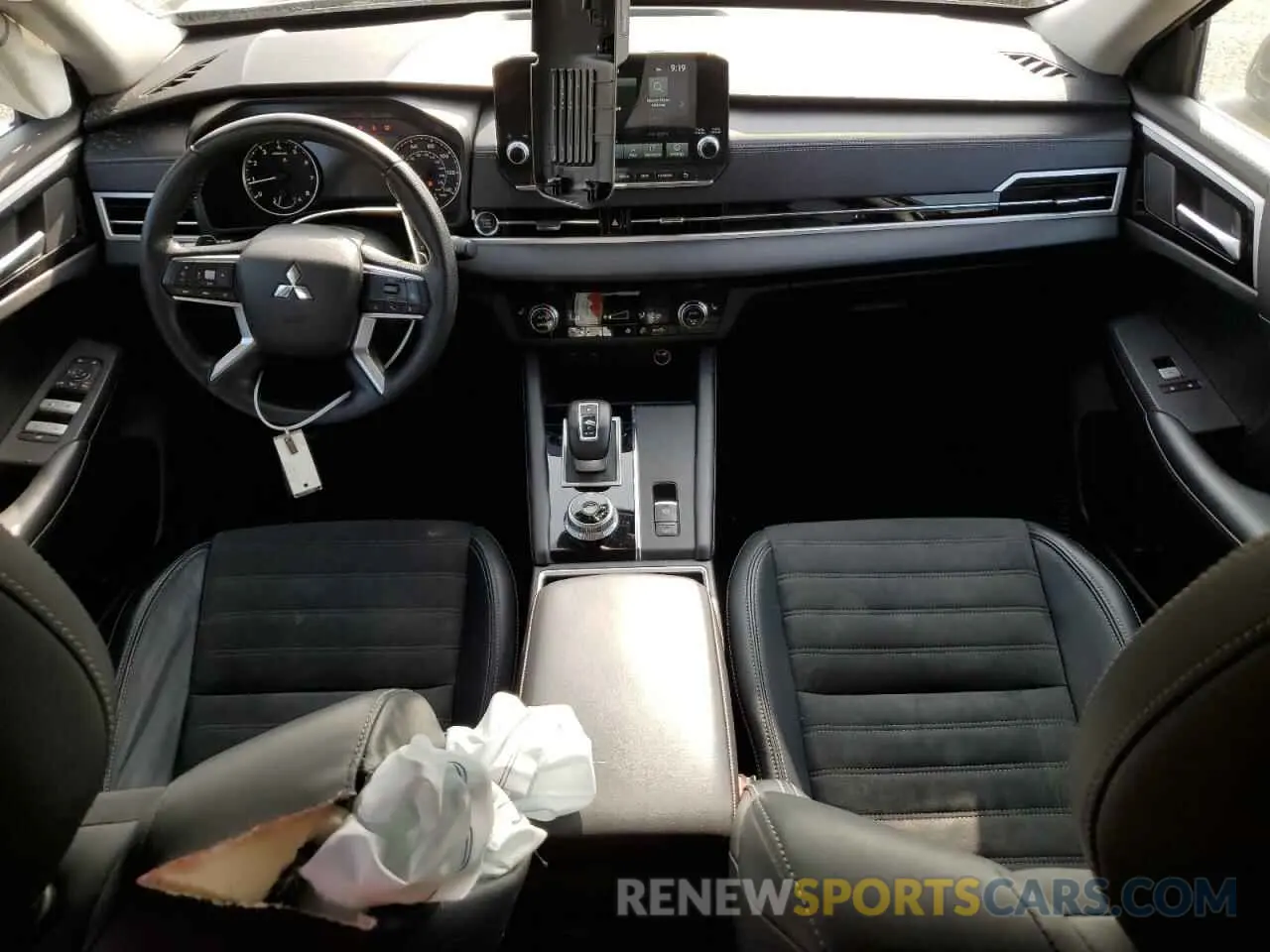 8 Фотография поврежденного автомобиля JA4J3UA81PZ057508 MITSUBISHI OUTLANDER 2023