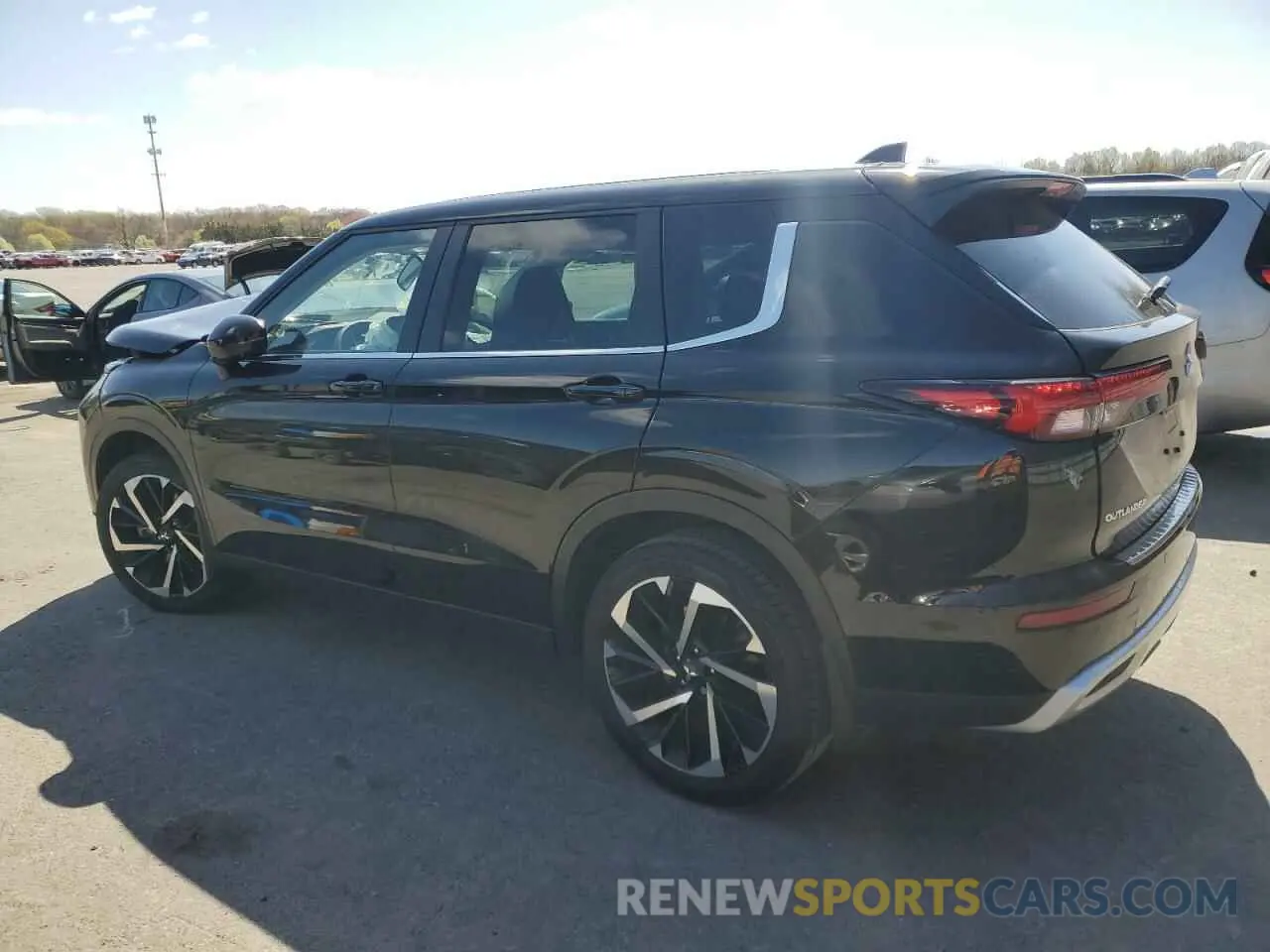 2 Фотография поврежденного автомобиля JA4J3UA84PZ012658 MITSUBISHI OUTLANDER 2023