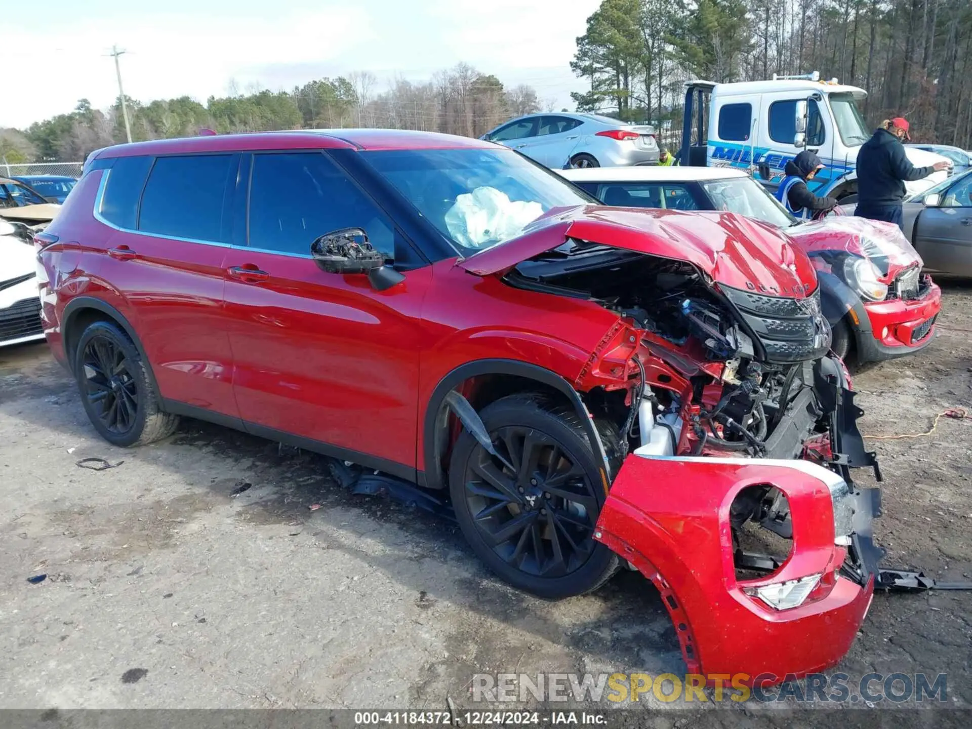 1 Photograph of a damaged car JA4J3UA85PZ032059 MITSUBISHI OUTLANDER 2023
