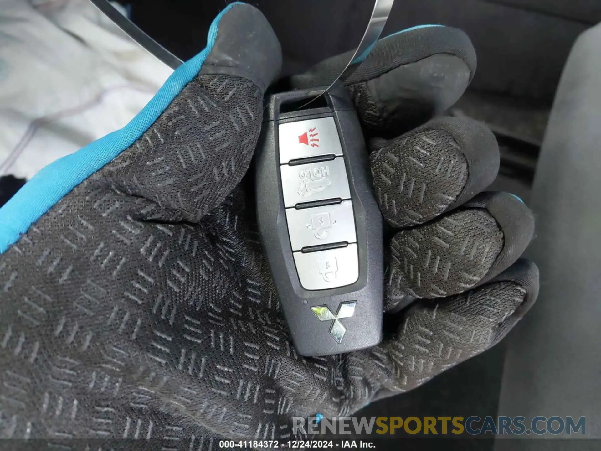 11 Photograph of a damaged car JA4J3UA85PZ032059 MITSUBISHI OUTLANDER 2023