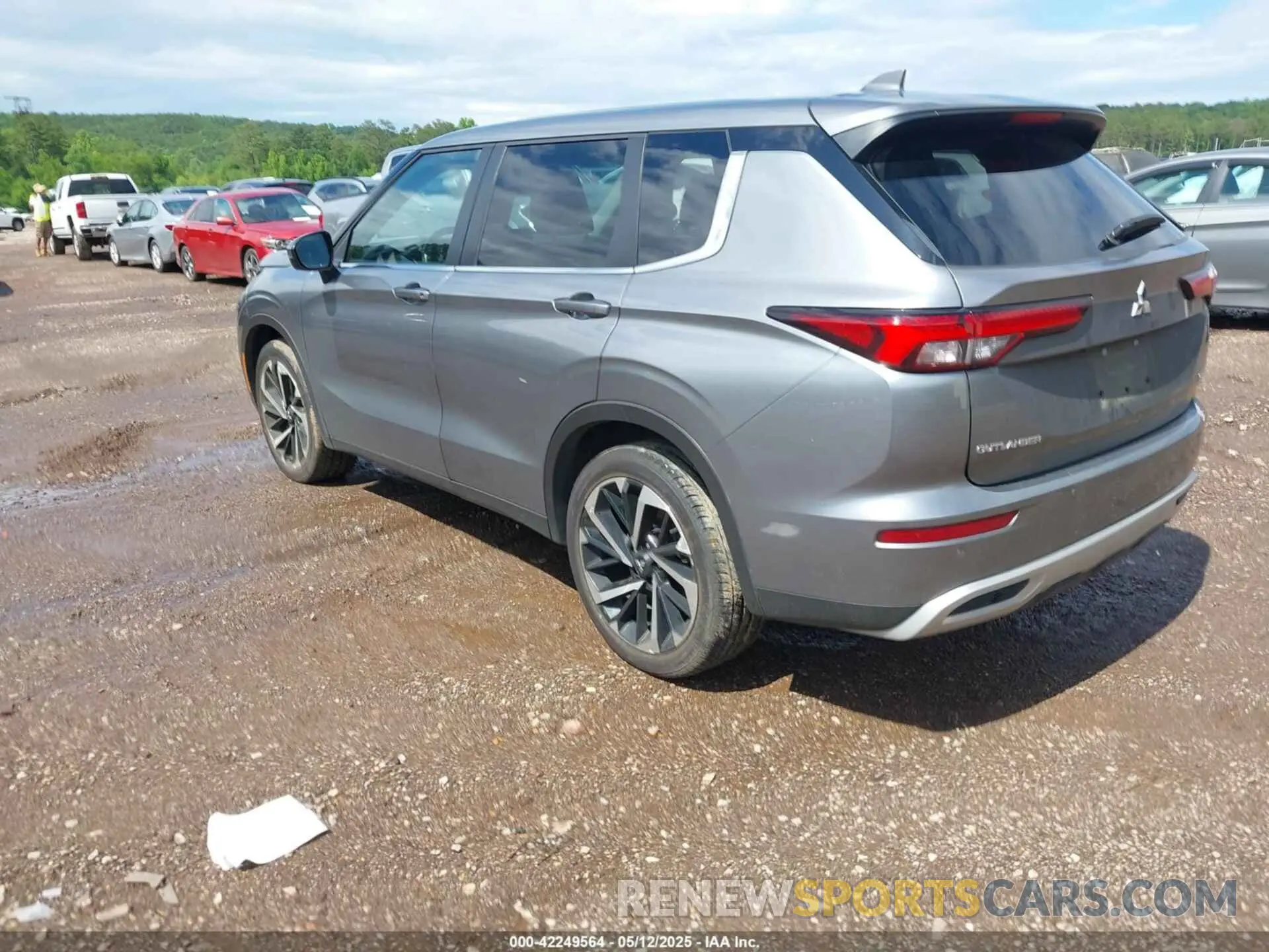 3 Photograph of a damaged car JA4J3UA86PZ051185 MITSUBISHI OUTLANDER 2023