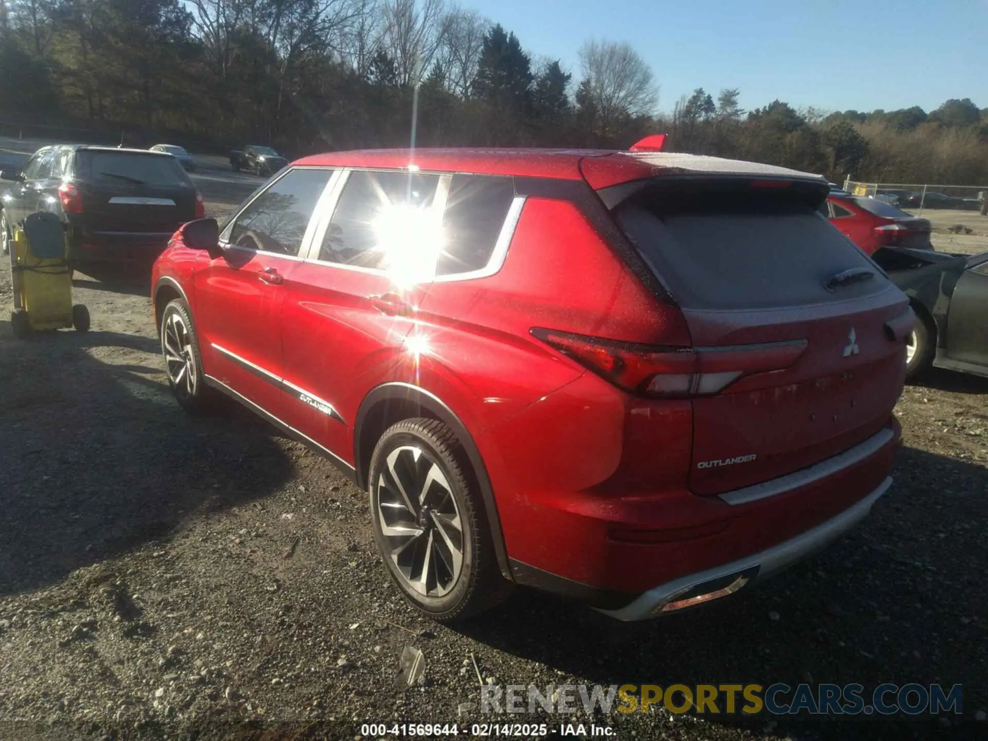 3 Photograph of a damaged car JA4J3UA87PZ045430 MITSUBISHI OUTLANDER 2023