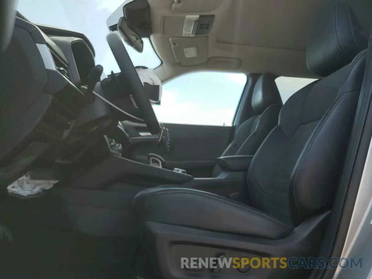 7 Фотография поврежденного автомобиля JA4J3UA87PZ057867 MITSUBISHI OUTLANDER 2023