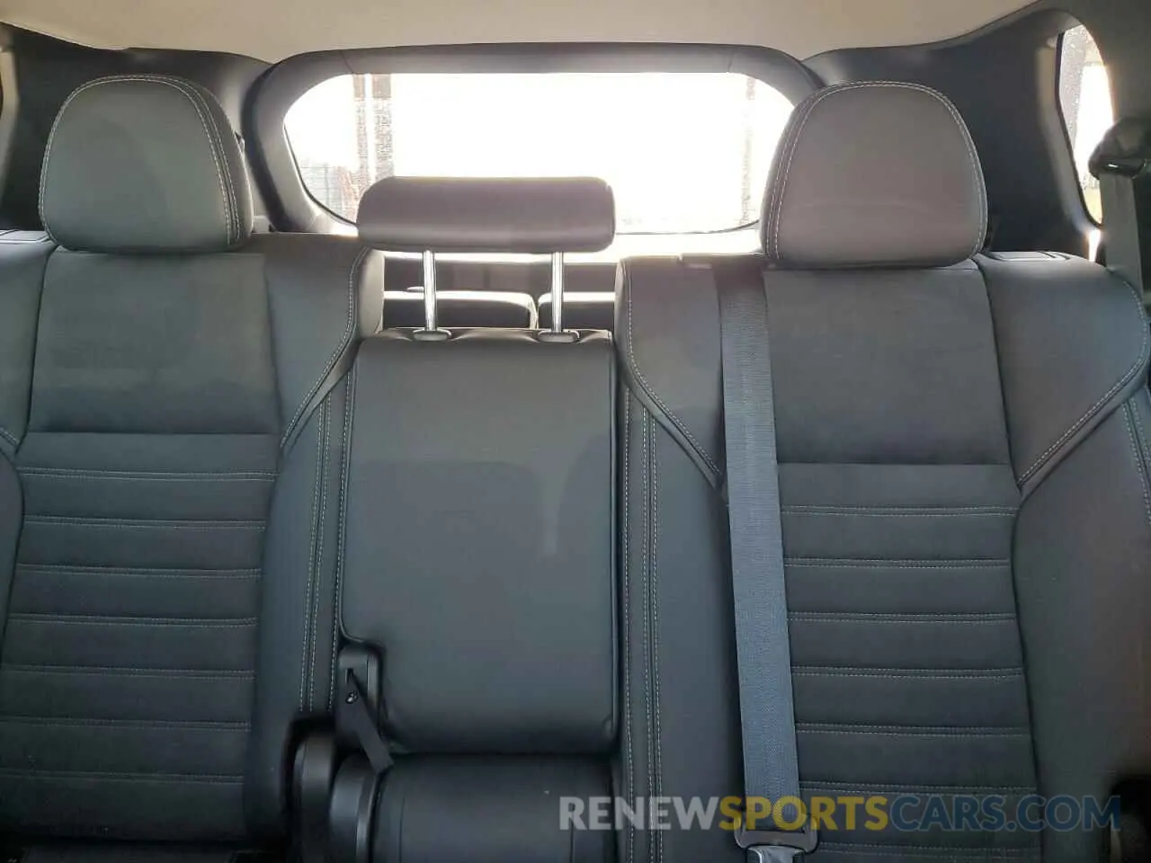 10 Фотография поврежденного автомобиля JA4J3UA8XPZ024202 MITSUBISHI OUTLANDER 2023
