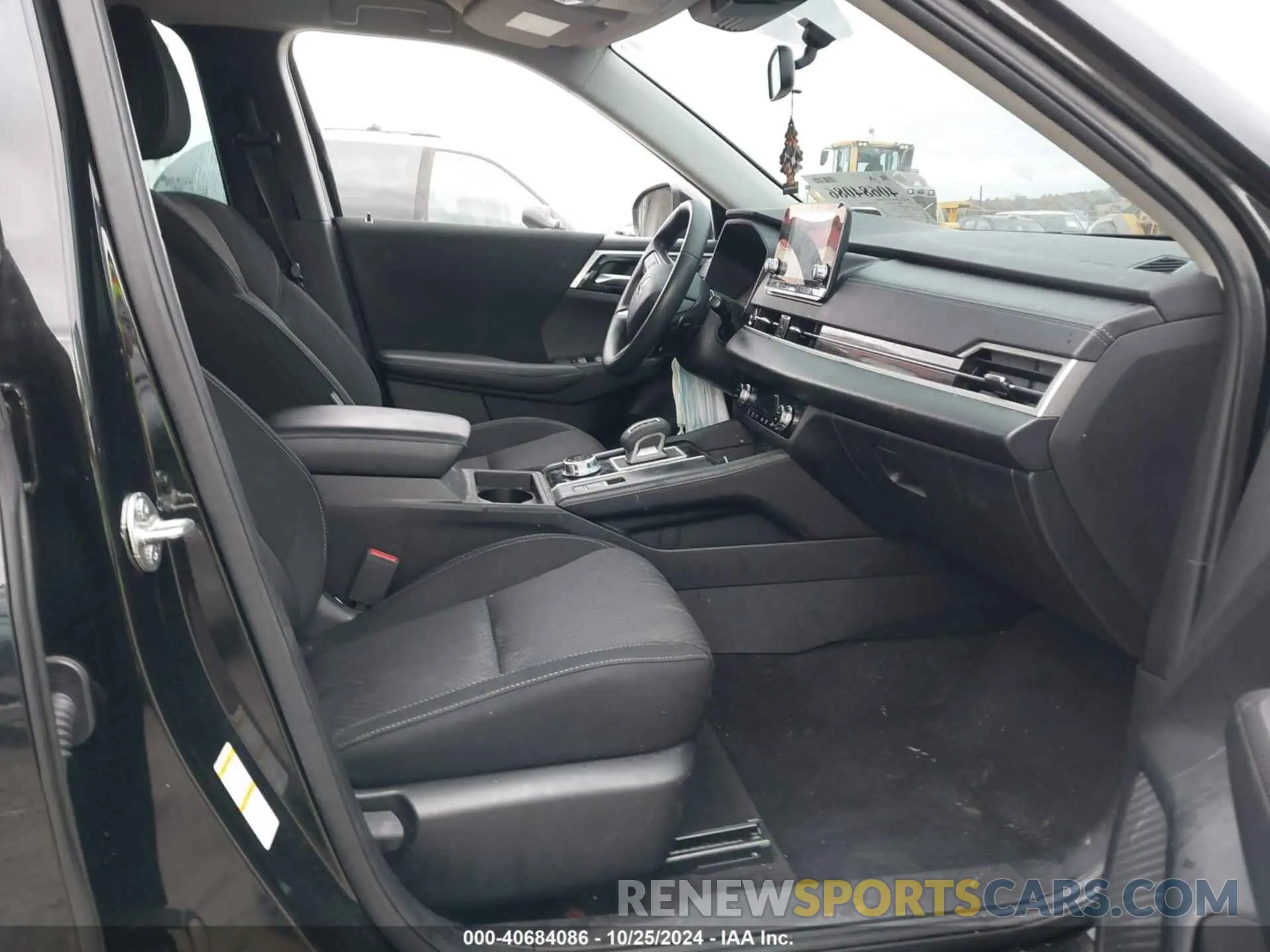 5 Фотография поврежденного автомобиля JA4J4TA85PZ021540 MITSUBISHI OUTLANDER 2023