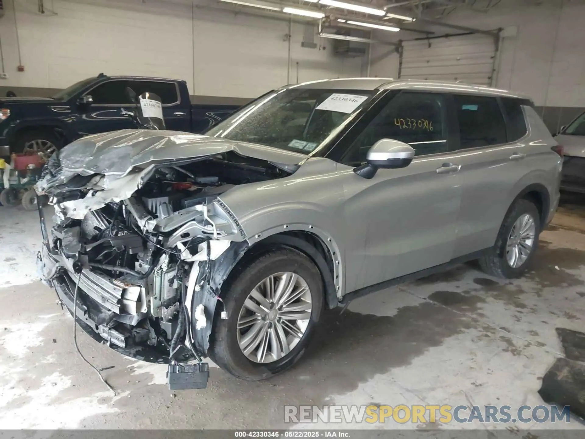 2 Photograph of a damaged car JA4J4TA88PZ015540 MITSUBISHI OUTLANDER 2023