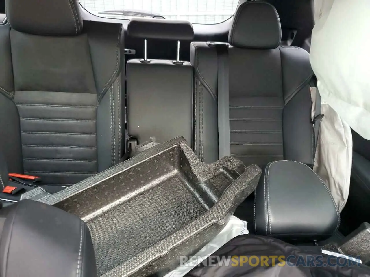 10 Photograph of a damaged car JA4J4UA82PZ052878 MITSUBISHI OUTLANDER 2023