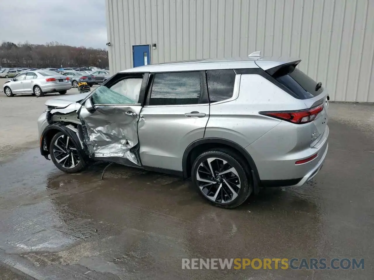 2 Photograph of a damaged car JA4J4UA82PZ052878 MITSUBISHI OUTLANDER 2023