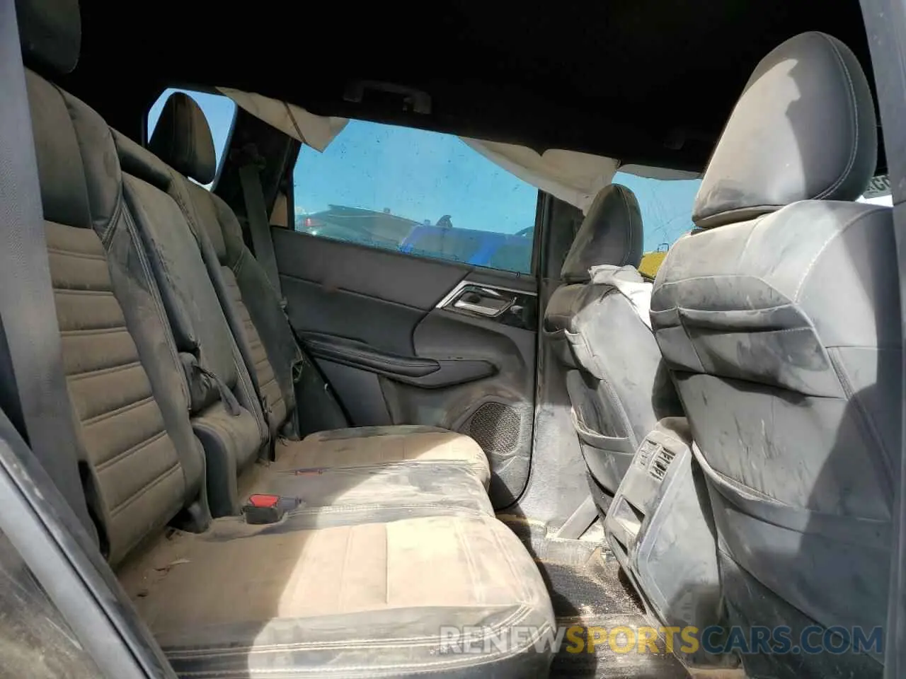 12 Photograph of a damaged car JA4J4UA83PZ011708 MITSUBISHI OUTLANDER 2023