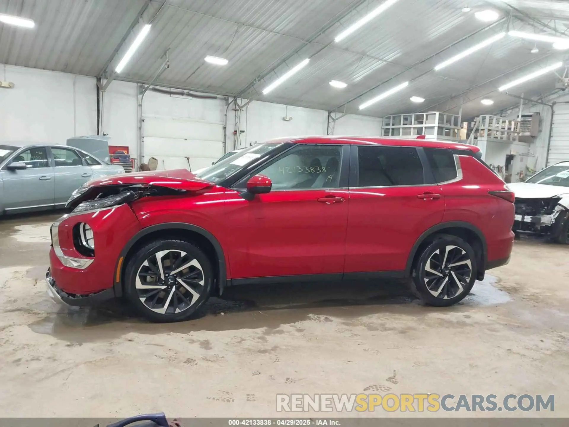 14 Фотография поврежденного автомобиля JA4J4UA86PZ048784 MITSUBISHI OUTLANDER 2023