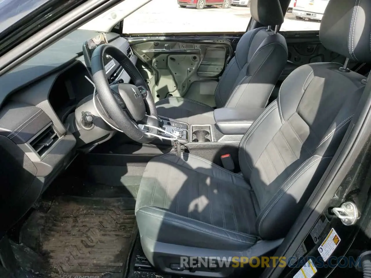 7 Фотография поврежденного автомобиля JA4J4UA87PZ011064 MITSUBISHI OUTLANDER 2023