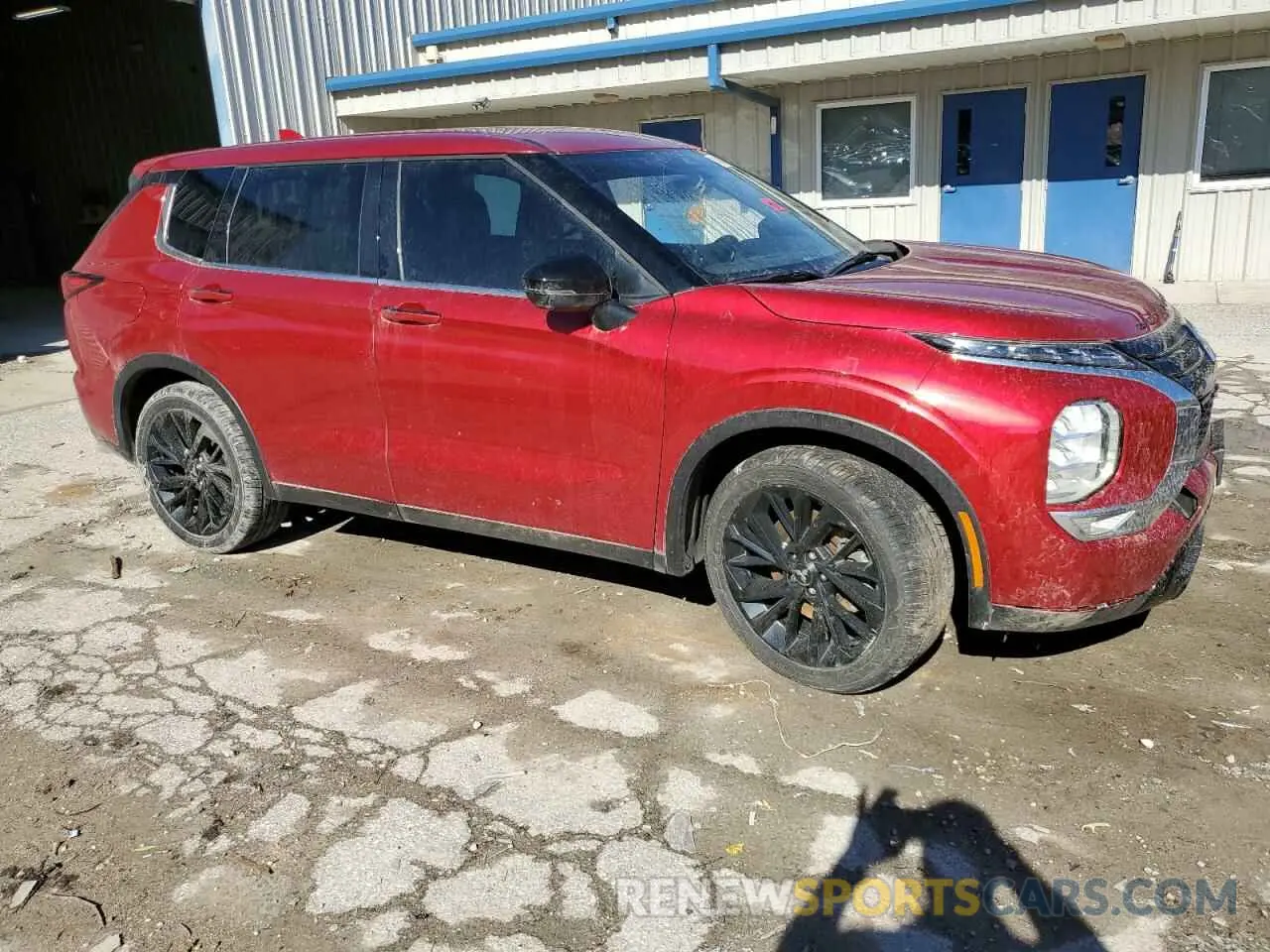4 Фотография поврежденного автомобиля JA4J4UA87PZ020038 MITSUBISHI OUTLANDER 2023