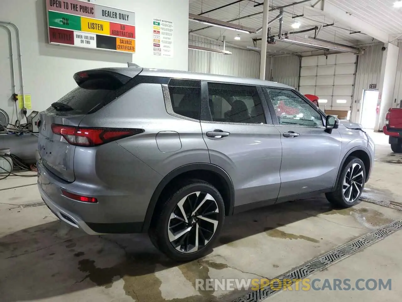 3 Photograph of a damaged car JA4J4UA89PZ056569 MITSUBISHI OUTLANDER 2023