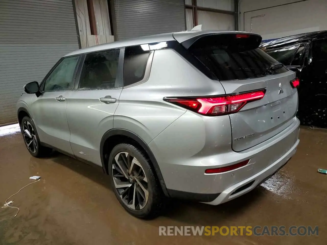2 Photograph of a damaged car JA4J4UA89PZ056619 MITSUBISHI OUTLANDER 2023