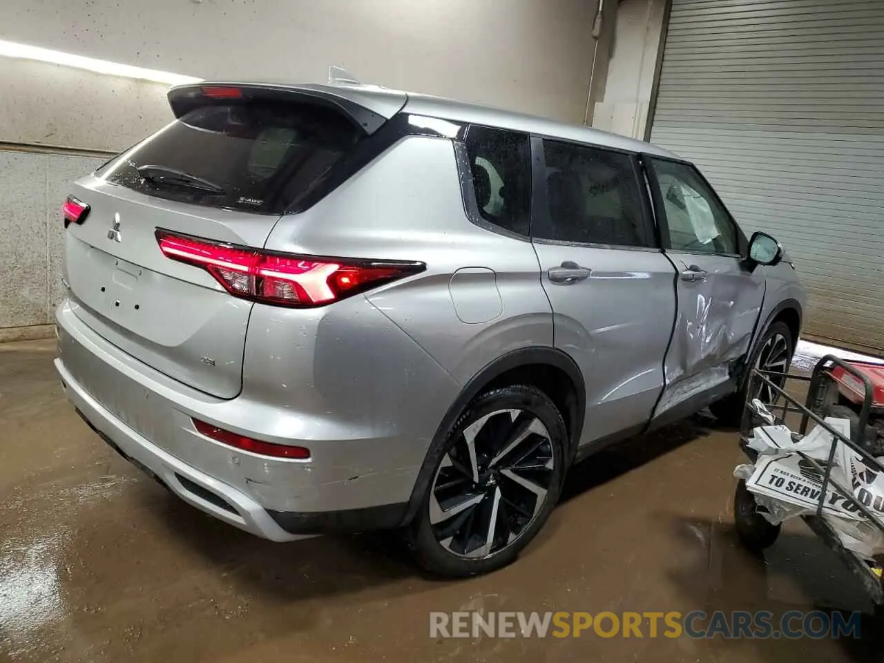 3 Photograph of a damaged car JA4J4UA89PZ056619 MITSUBISHI OUTLANDER 2023