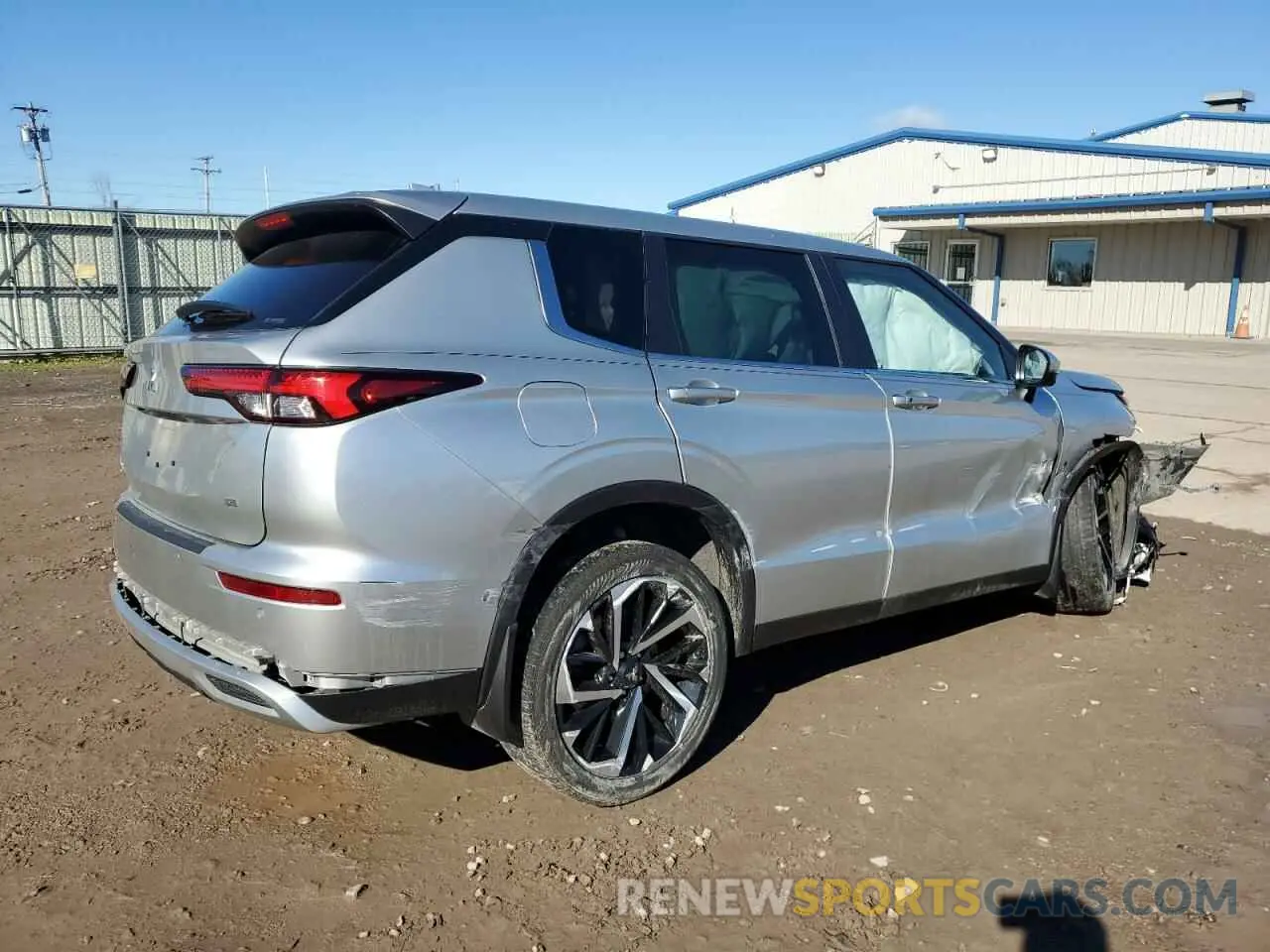 3 Фотография поврежденного автомобиля JA4J4UA8XPZ050554 MITSUBISHI OUTLANDER 2023
