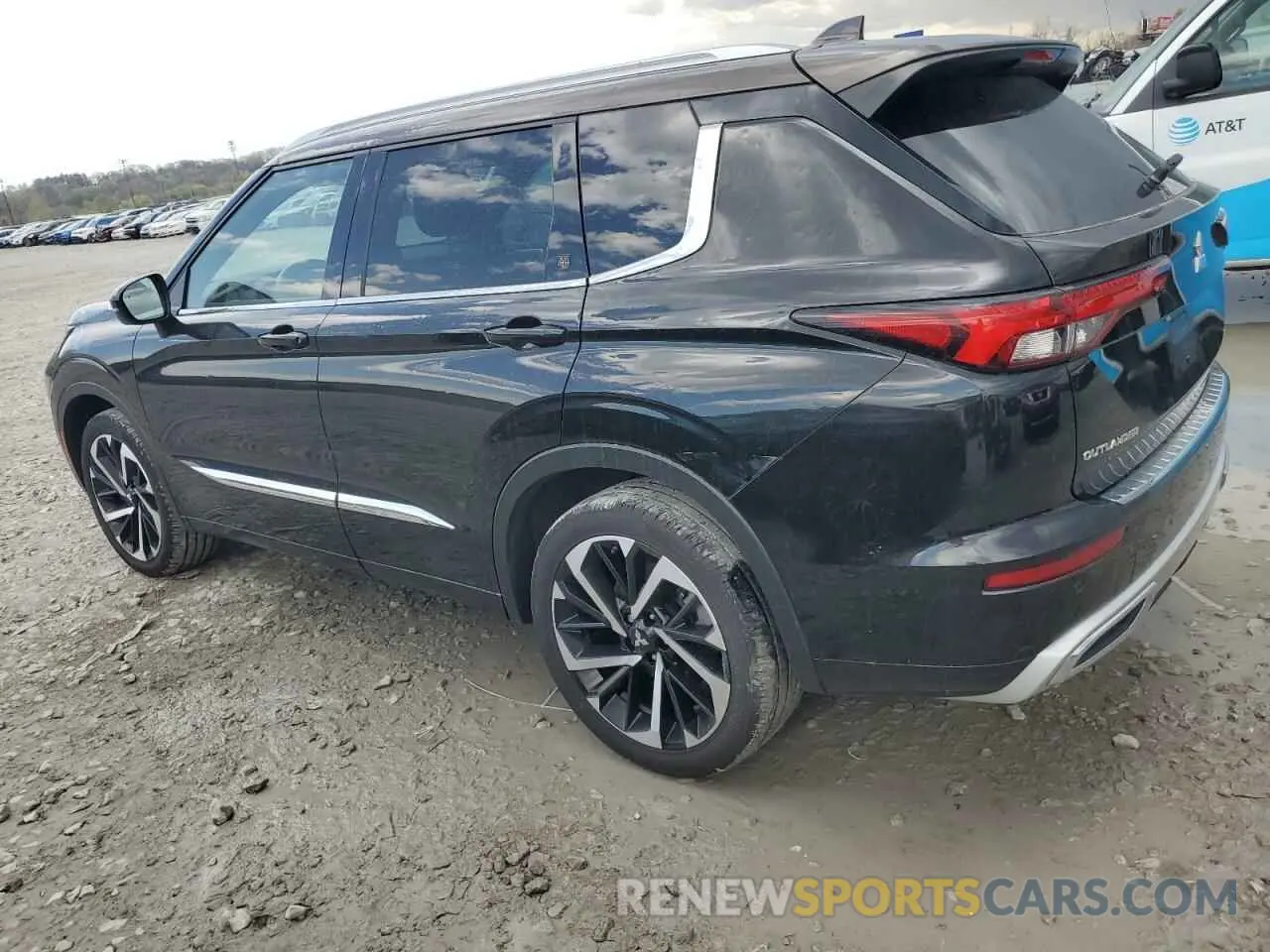 2 Photograph of a damaged car JA4J4VA80PZ019058 MITSUBISHI OUTLANDER 2023