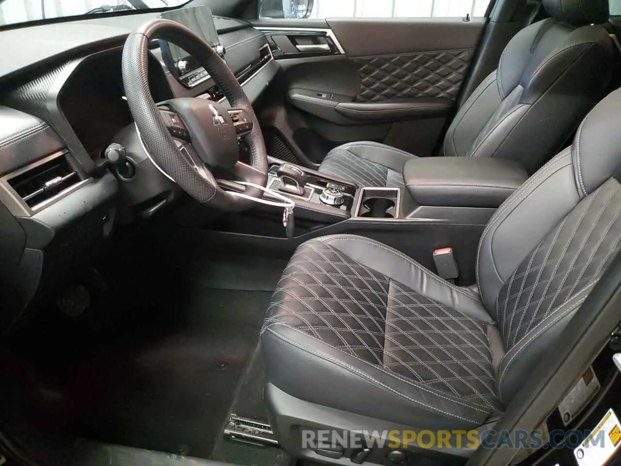 7 Фотография поврежденного автомобиля JA4J4VA80PZ038953 MITSUBISHI OUTLANDER 2023