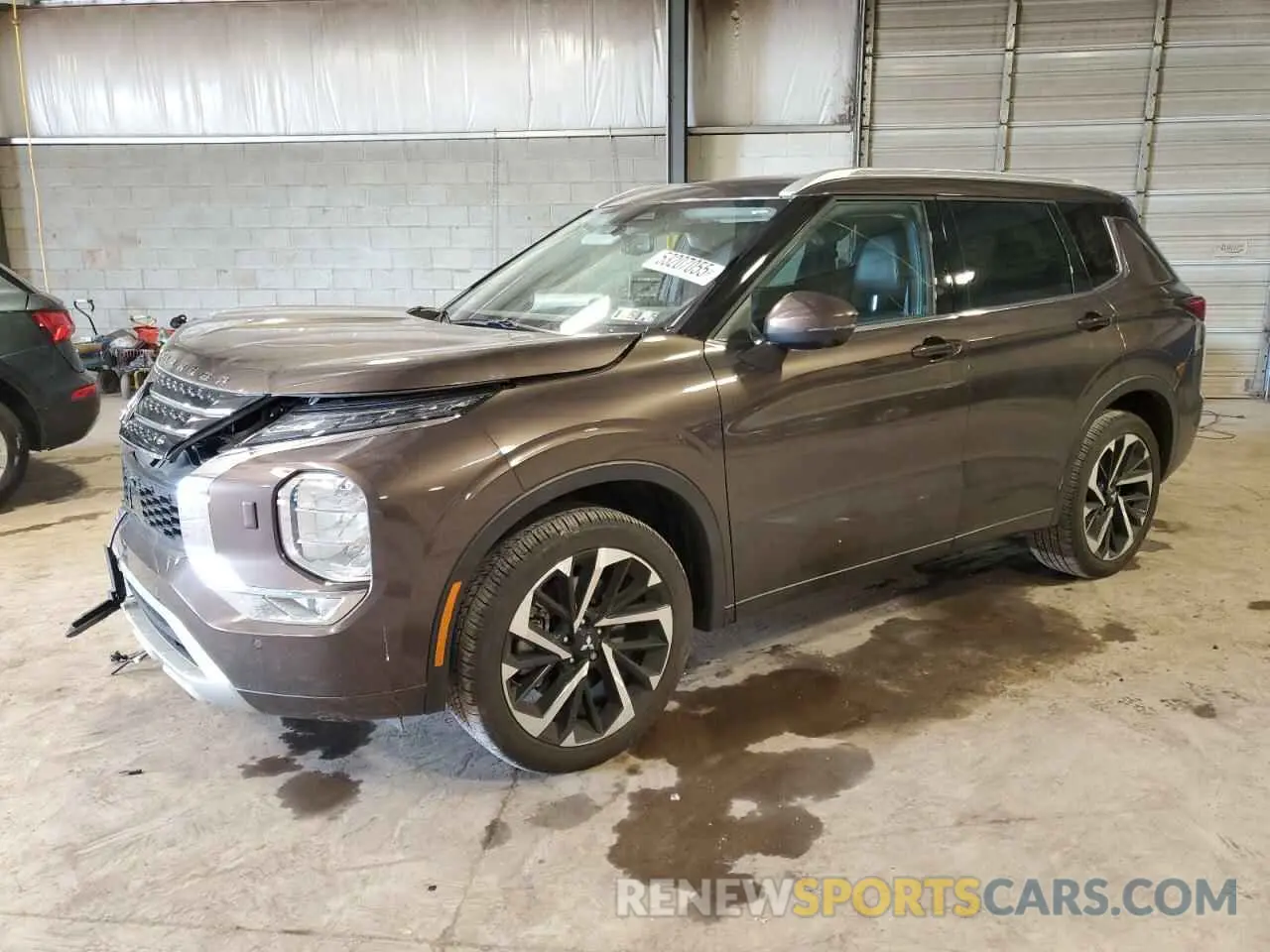 1 Photograph of a damaged car JA4J4VA82PZ024021 MITSUBISHI OUTLANDER 2023