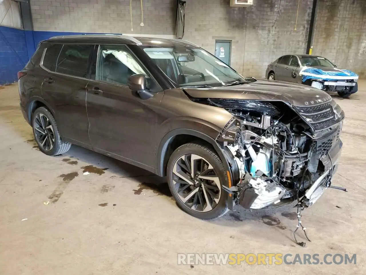 4 Photograph of a damaged car JA4J4VA82PZ024021 MITSUBISHI OUTLANDER 2023
