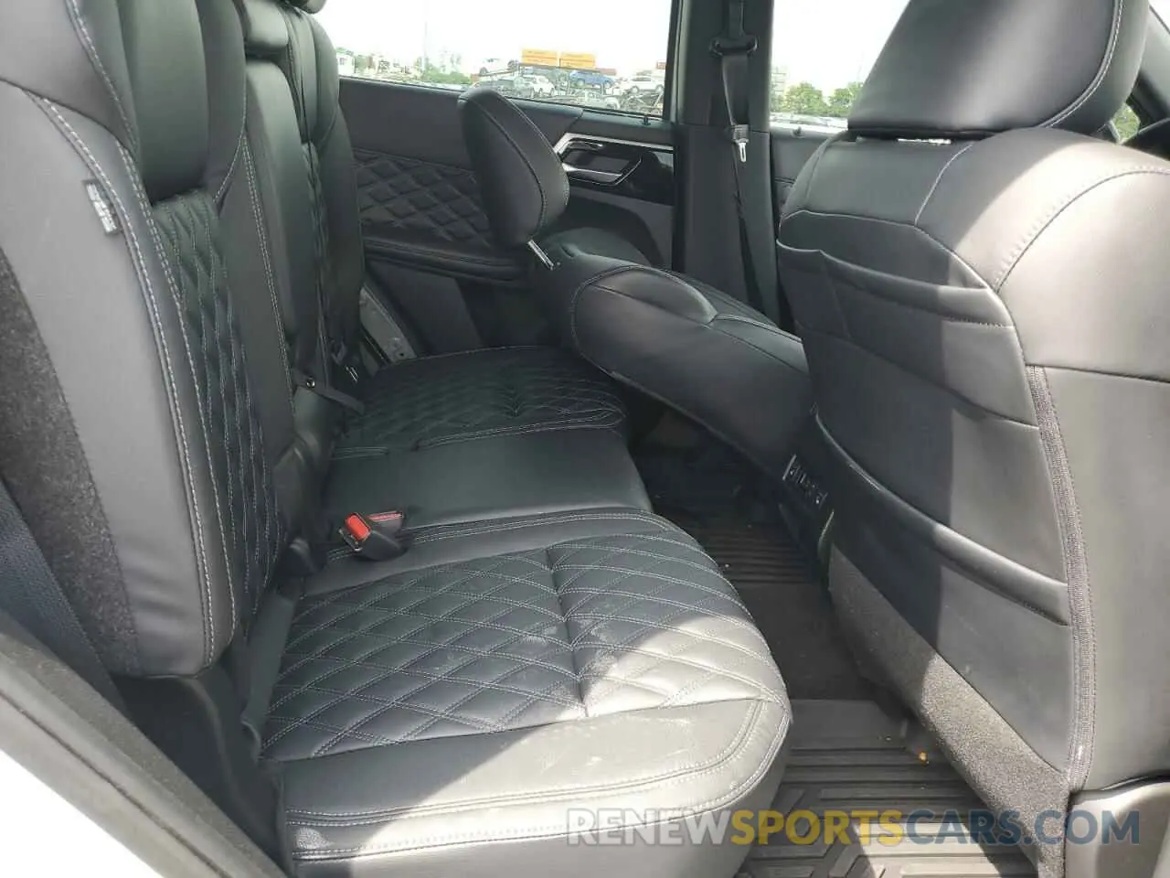 11 Photograph of a damaged car JA4J4VA85PZ015362 MITSUBISHI OUTLANDER 2023