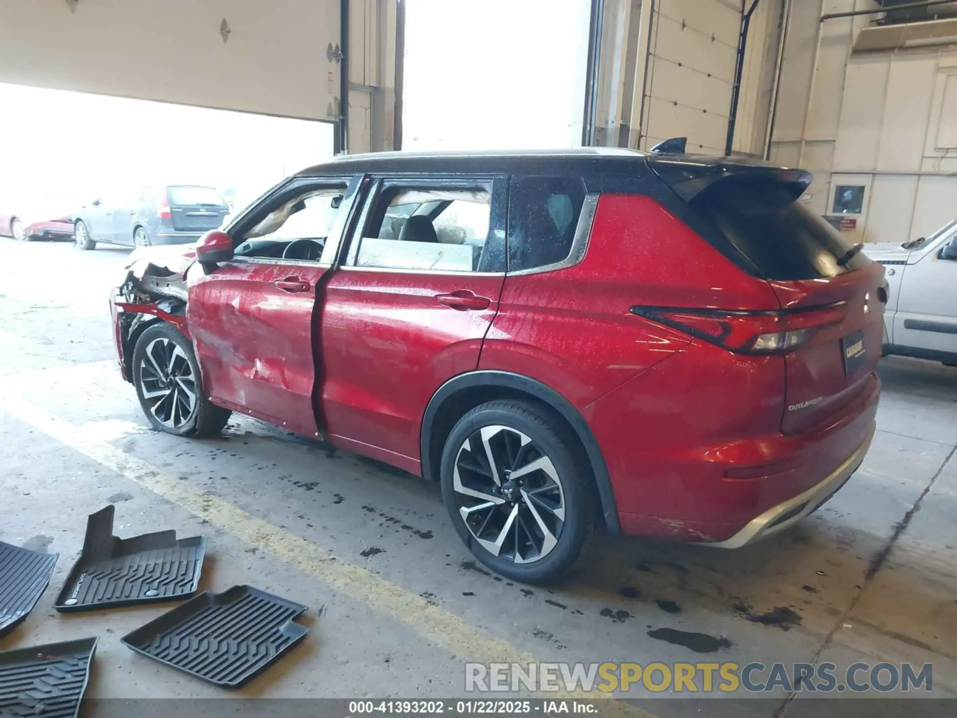3 Фотография поврежденного автомобиля JA4J4VA86PZ007318 MITSUBISHI OUTLANDER 2023