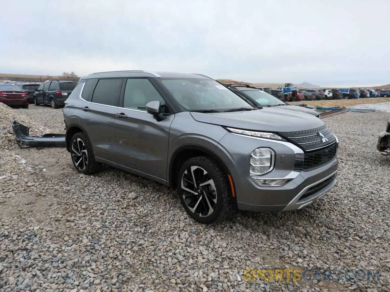 4 Фотография поврежденного автомобиля JA4J4VA89PZ048302 MITSUBISHI OUTLANDER 2023