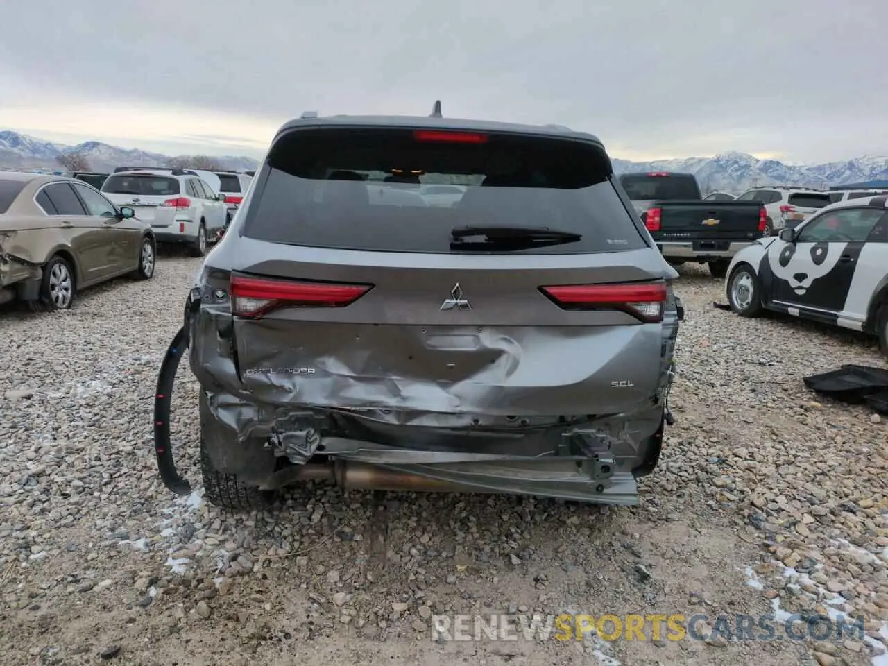 6 Фотография поврежденного автомобиля JA4J4VA89PZ048302 MITSUBISHI OUTLANDER 2023