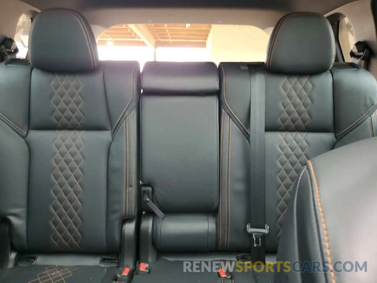 10 Фотография поврежденного автомобиля JA4J4VA8XPZ040631 MITSUBISHI OUTLANDER 2023